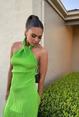 L’ldée Klum Gown - 10 for rent on The Volte - image 1