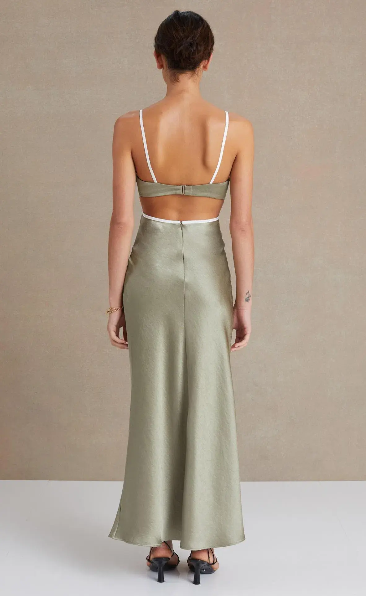 Bec & Bridge Veronique Dress in Sage Size 8 - Image 3