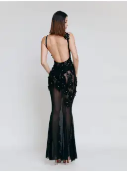 Cherie Ciara Maxi Dress Black Size S / AU 8 for rent on The Volte - image 2
