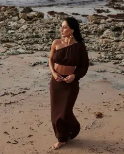 Melani The Label Eboni Set Brown Size S / AU 8 for rent on The Volte - image 4