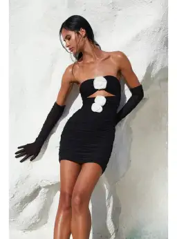 Eliya the label Jordyn Dress Black Size L / AU 12 for rent on The Volte - image 5