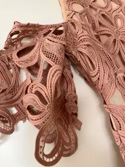 Elliatt Sight Embroidery Cold Shoulder Midi Dress Chalk Pink Size L / AU 12 for rent on The Volte - image 4