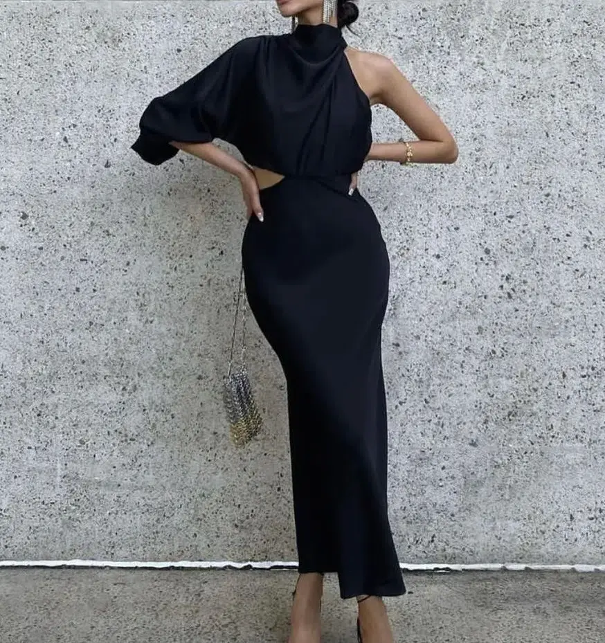 Sheike Olivia Maxi Dress Black Size 14 for rent on The Volte - main image