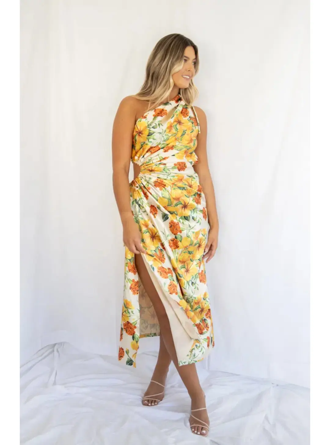 Sonya Moda Yarden Floral Maxi Dress Floral Size AU 10 for rent on The Volte - main image