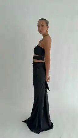 HNTR the Label Sloane Top and Skirt Set Onyx Size XS / AU 6 for rent on The Volte - image 2