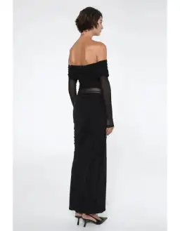 Benni Yasmin Maxi Dress Black Size 8 for rent on The Volte - image 2