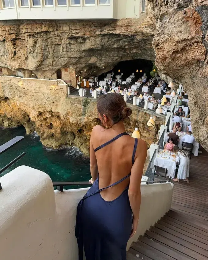 Arcina Ori Monique Dress in Navy Size XS / AU 6 for rent on The Volte - main image