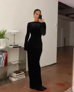 Effie Kats Yasmin Maxi Dress Black Velvet Size XS / AU 6 for rent on The Volte - image 7