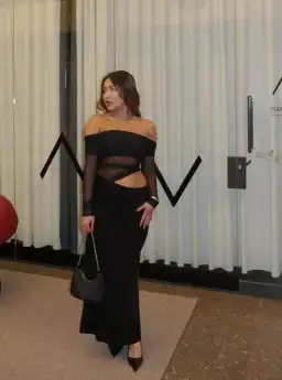 Benni Yasmin Off Shoulder Dress Black Size 8 for rent on The Volte - image 7