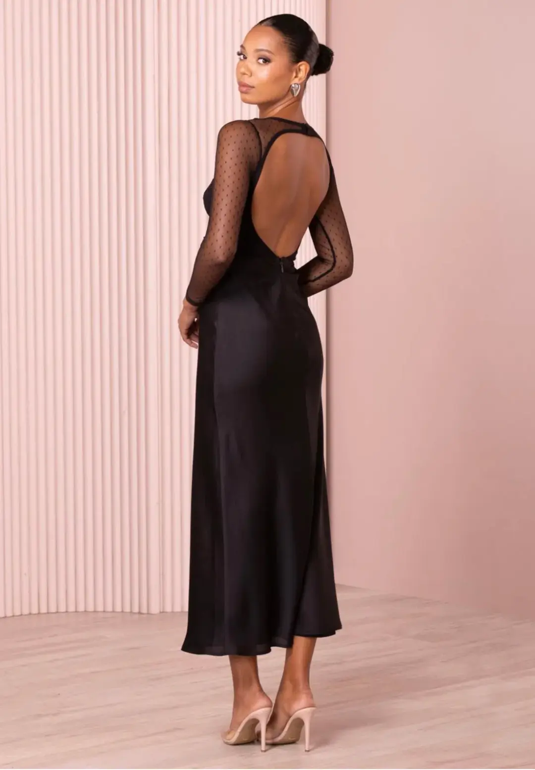 Azzurielle for rent on The Volte - main image