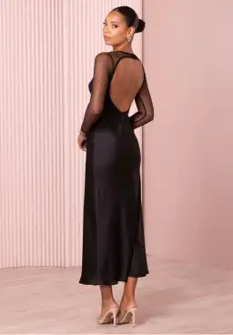 Azzurielle for rent on The Volte - image 2