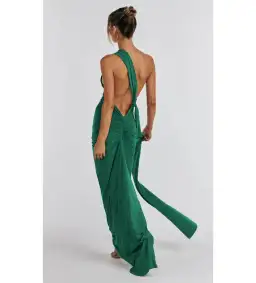 Mélani Constantina Gown Green Size 6 for rent on The Volte - image 2