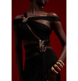 Khanums Kiyren Dress Black Size AU 6 for rent on The Volte - image 2