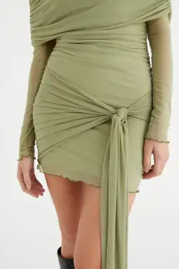 Benni Yasmin Mini Dress Pistachio Size 10 for rent on The Volte - image 2