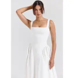 House of CB Dorothy Dress White Size Small / AU 8 for rent on The Volte - image 4