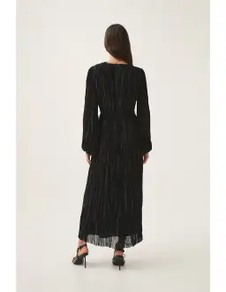 Aje Genevieve Pleated Midi Dress Black Size 12 for rent on The Volte - image 3