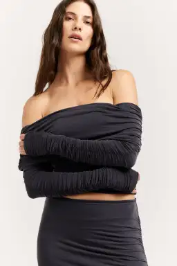 Henne Lauretta Top Navy Size XS /Au 6 for rent on The Volte - image 2