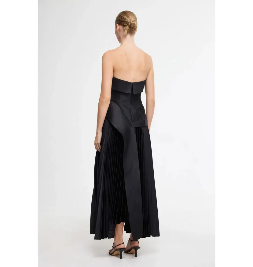Acler Hammil Midi Dress Black Size AU 8 for rent on The Volte - main image
