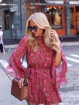 Zimmermann Karmic Flare Sleeve Playsuit Pink Paisley Chintz Size 0 / AU 8 for rent on The Volte - image 3