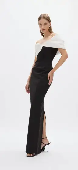 Rachel Gilbert Delilah Gown Black/White Size 8 for rent on The Volte - image 2