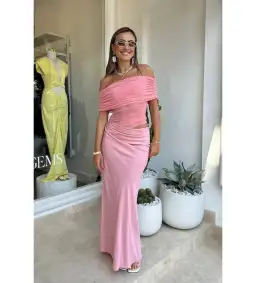 Benni Nico Off Shoulder Maxi Dress Candy Floss Pink Size AU 10