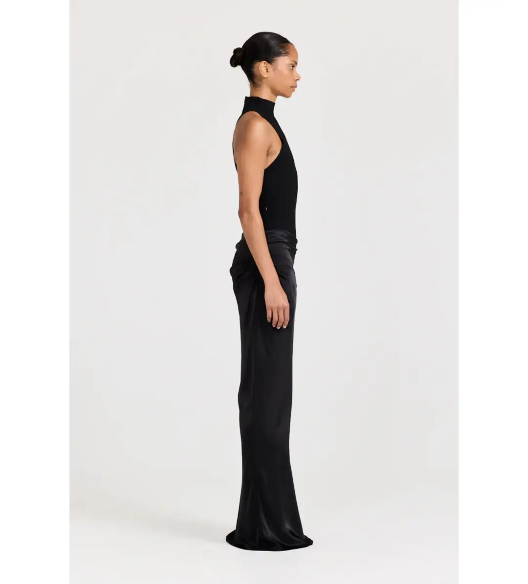 Henne Soraia Dress Black Size AU 8 for rent on The Volte - main image