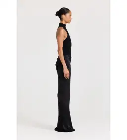 Henne Soraia Dress Black Size AU 8 for rent on The Volte - image 4