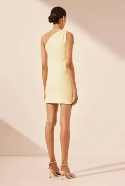 Shona Joy Lani Asymmetrical Gathered Mini Dress Vanilla Size 10 for rent on The Volte - image 3