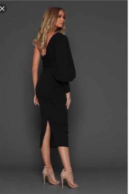 Elle Zeitoune Bradley Black Midi 8 for rent on The Volte - image 3