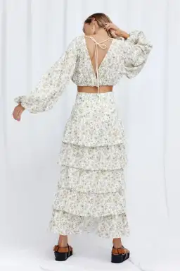 Significant Other Arwyn Top and Skirt Set Daisy Floral Size 8 for rent on The Volte - image 2