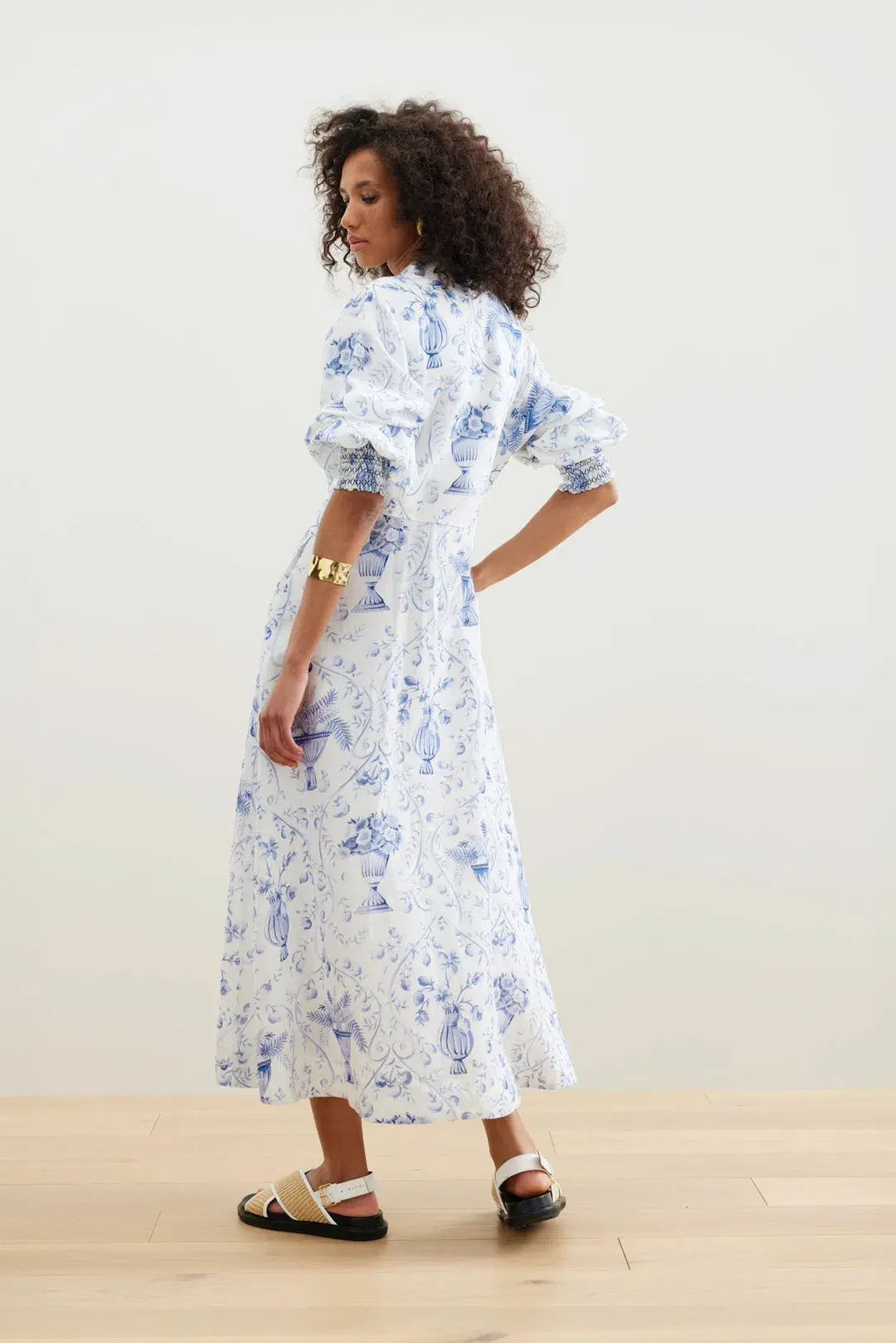 Binny La Casa Azul Midi Dress Blue Print Size 8 for rent on The Volte - main image