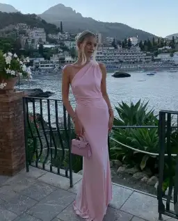 Natalie Rolt Fabienne Gown Blossom Pink Size 10