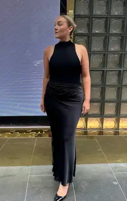 Henne Soraia Maxi Dress Black Size 8 for rent on The Volte - image 6