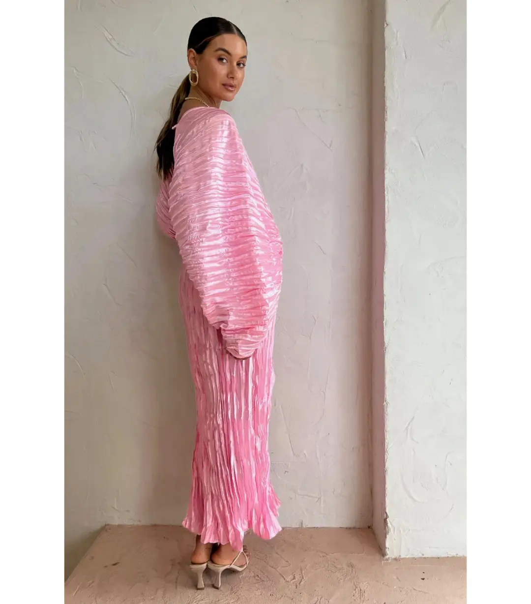 L’idée De Luxe Gown in Lipstick Pink Size AU 12 for rent on The Volte - main image