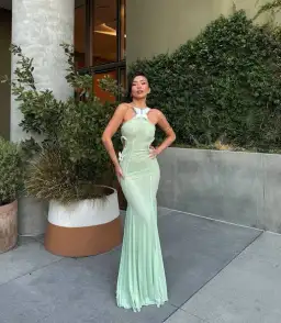 Huelleyrose Darya Dress Green Size S / AU 8 for rent on The Volte - image 4