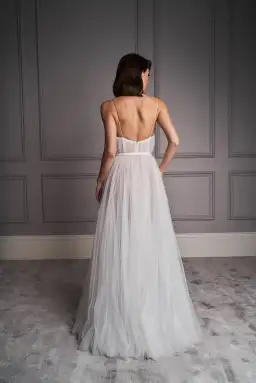 Leah Da Gloria Harley Gown White Size 10 for rent on The Volte - image 3