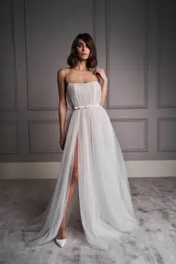 Leah Da Gloria Harley Gown White Size 10 for rent on The Volte - image 1