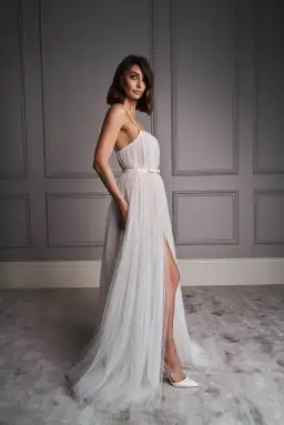 Leah Da Gloria Harley Gown White Size 10 for rent on The Volte - image 2