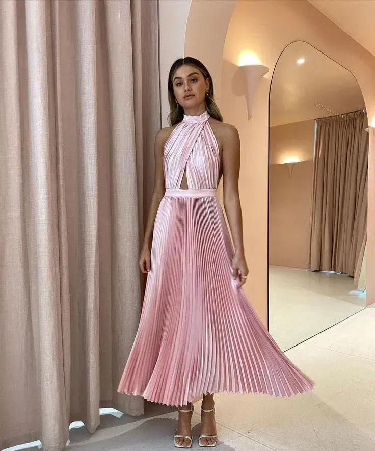 L'Idee Renaissance Split Gown Ballet Pink Size 6 for rent on The Volte - main image