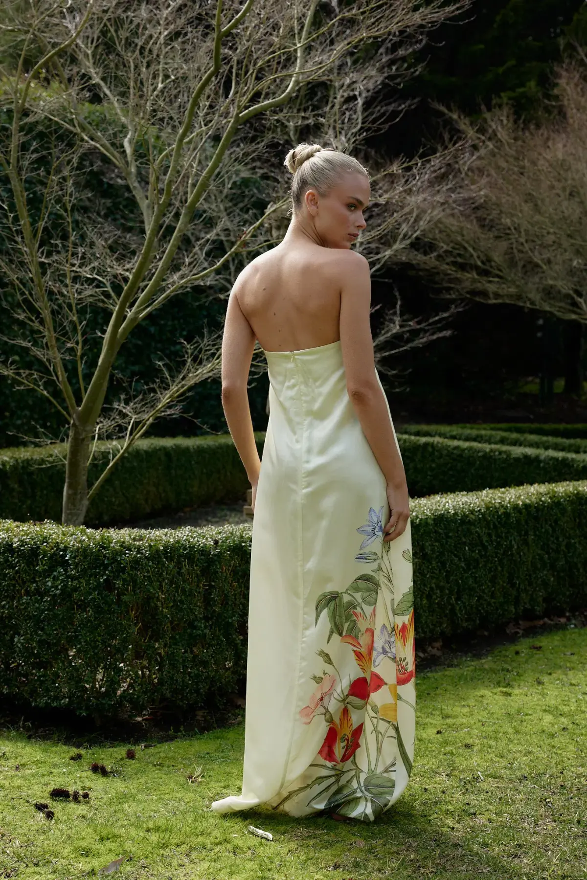 Aston Studio Lucie Buttermilk Fleur Size 8 - Image 3