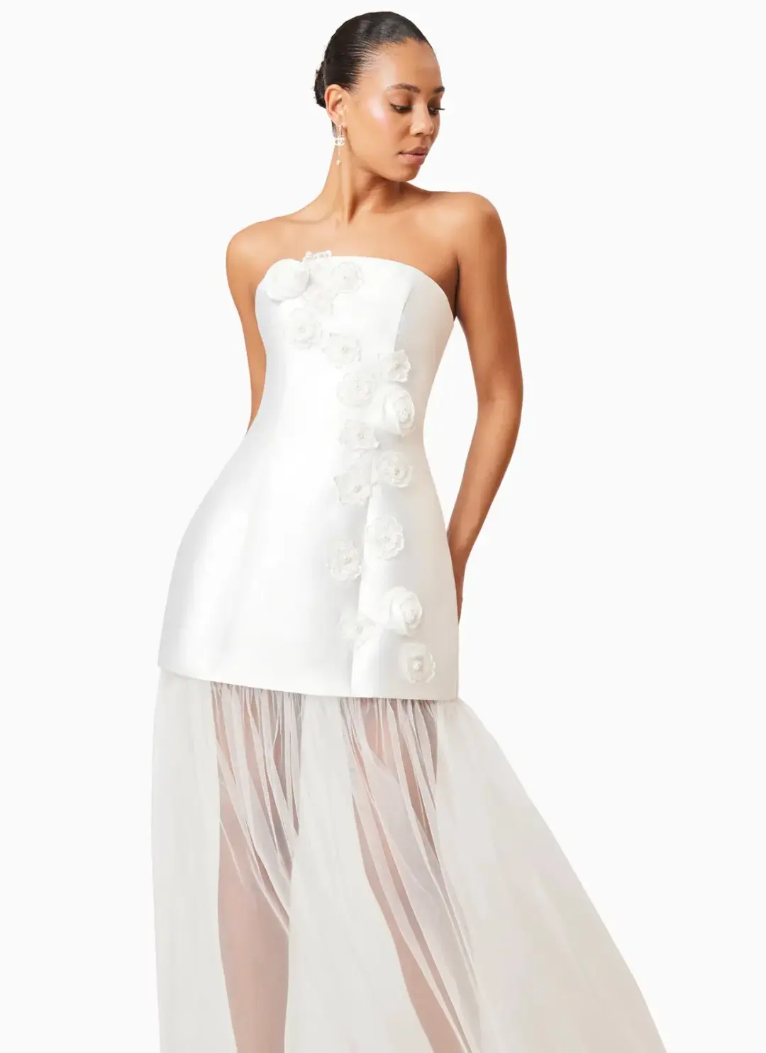 Elliatt Oleander Strapless Maxi Dress White Size S / AU 8 for rent on The Volte - main image