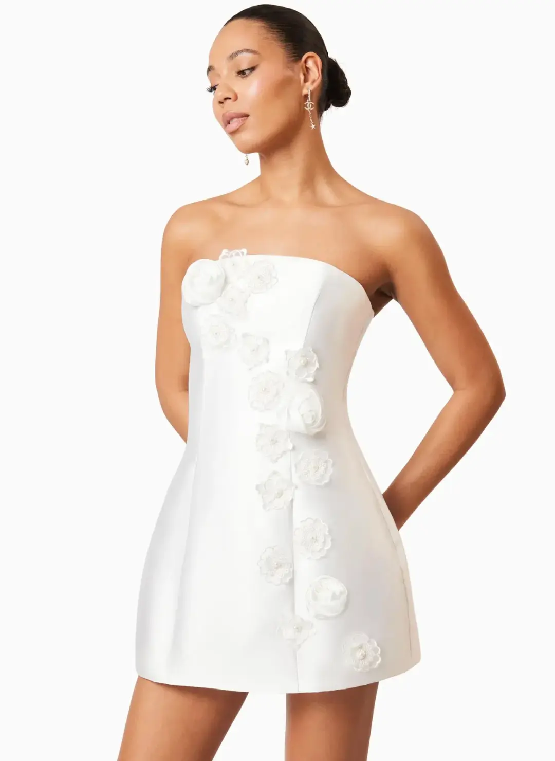 Elliatt Oleander Strapless Maxi Dress White Size S / AU 8 for rent on The Volte - main image