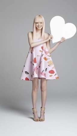 Alice McCall - Sweetheart Dress - Lips - 8 for rent on The Volte - image 3