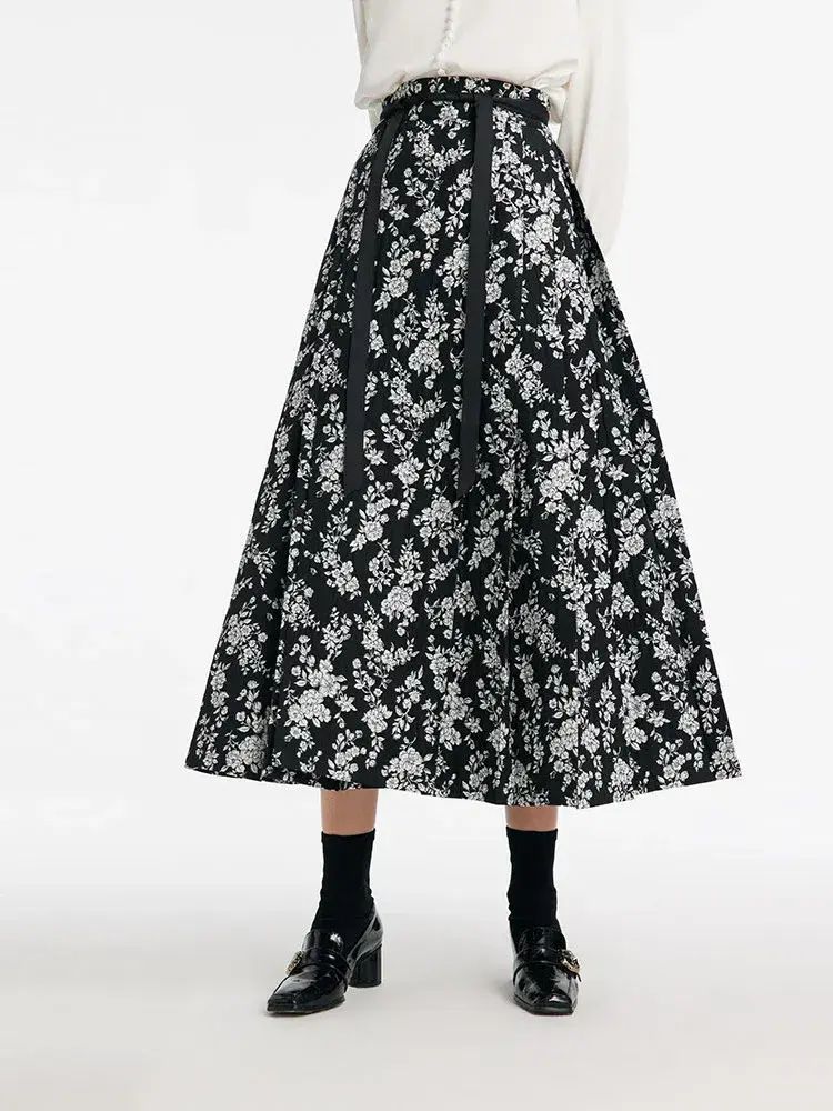 Camellia Jacquard Pleated Women Mamianqun With Bottomed Skirt for rent on The Volte - main image