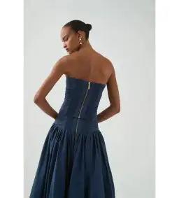 Aje Violette Set in Slate Size AU 8 for rent on The Volte - image 4