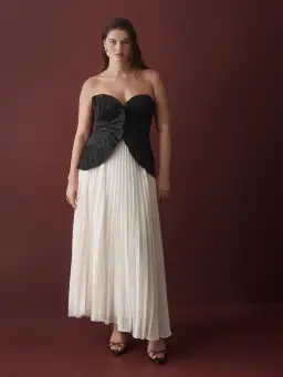 Sheike Soraya Dress Monochrome Size AU 18 for rent on The Volte - image 3