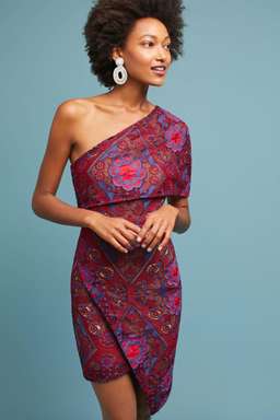 Elliatt Cosmic Mini Dress Burgundy Lace Size M / AU 10 for rent on The Volte - image 2