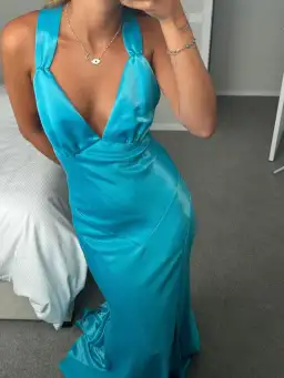 Ruth Tarvydas Aries Gown Aqua Size 12