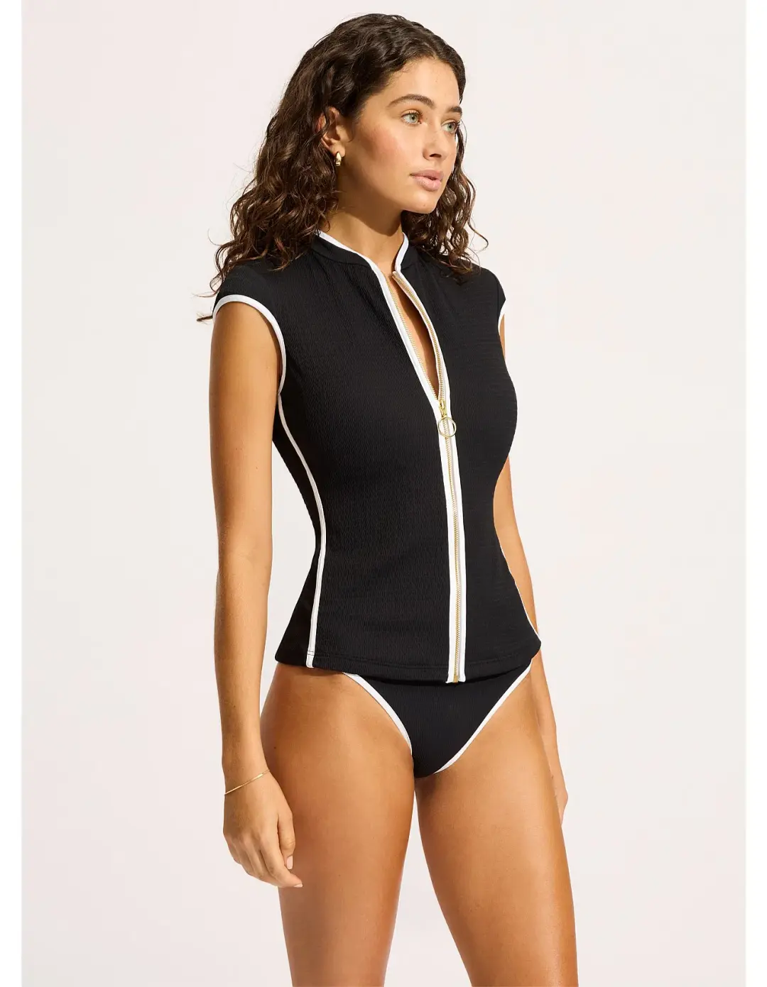 Seafolly Beach Bound Cap Sleeve Sunvest Black Size M/Au 12 for rent on The Volte - main image