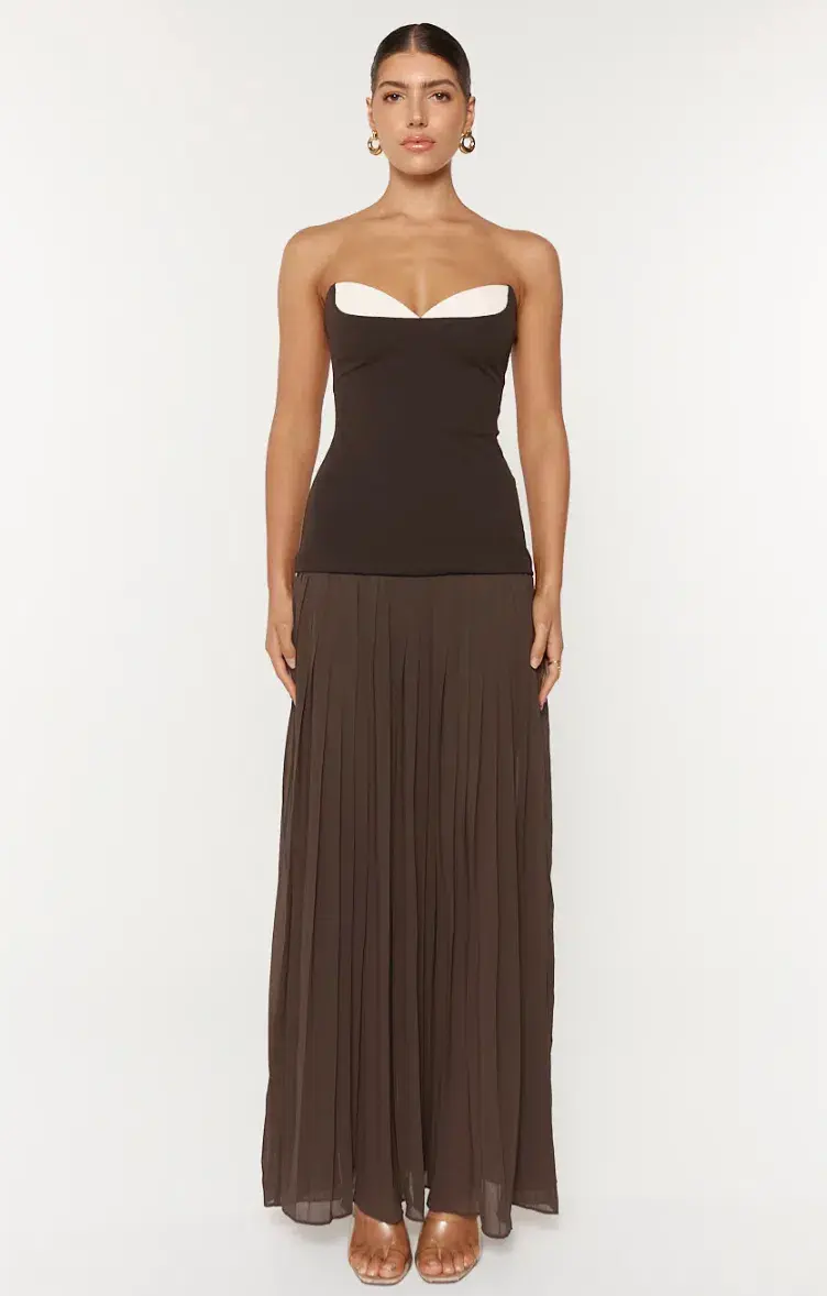 She Is Olla Nicolette Espresso Maxi Size AU 8 - Image 1